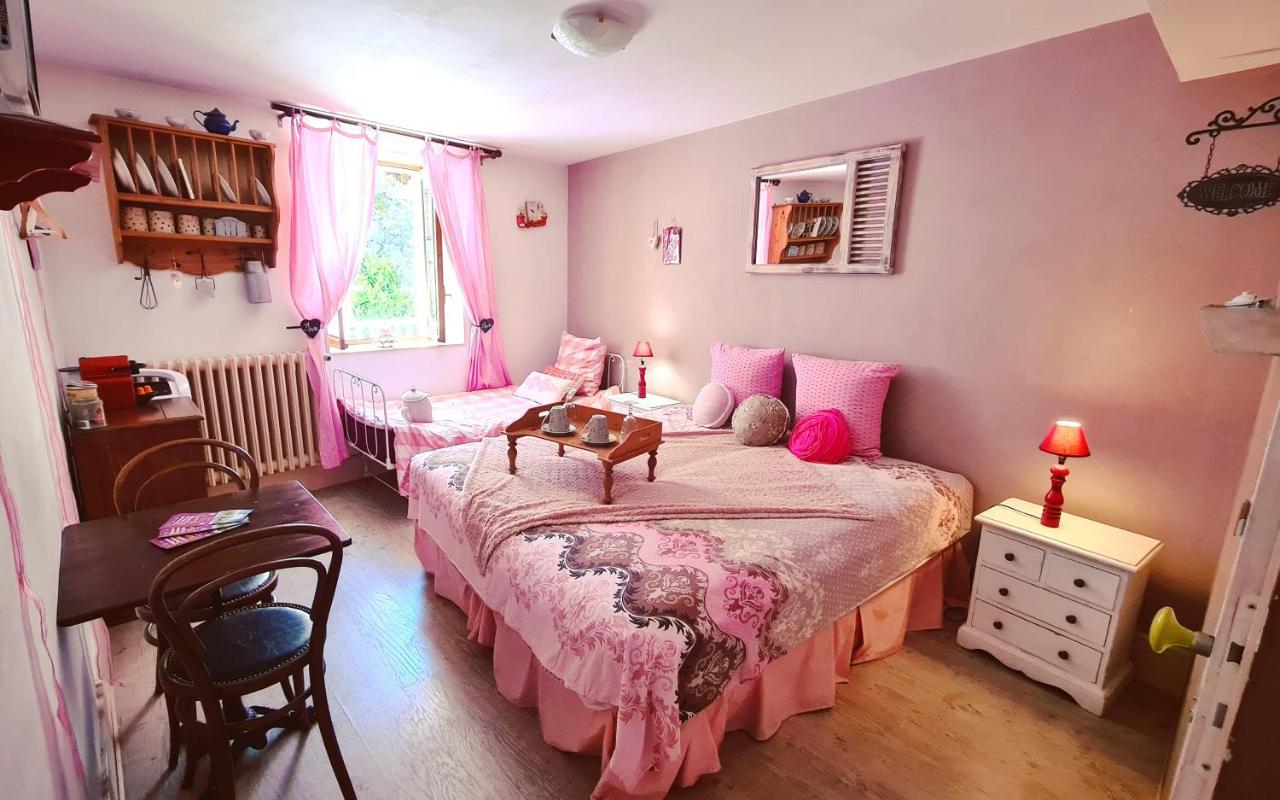 Le Doux Nid Panzió Chanaz Kültér fotó